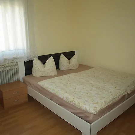 Roessle Hotel